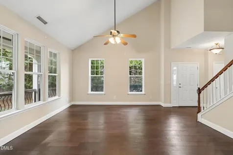 613 Abbey Hall Way Cary NC 27513