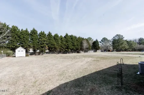 1465 Yorkshire Lane Rocky Mount NC 27803