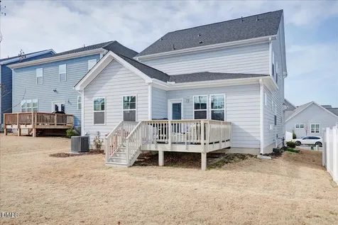 1105 Logperch Way Wendell NC 27591