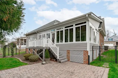 1132 Crystalwater Drive Fuquay Varina NC 27526
