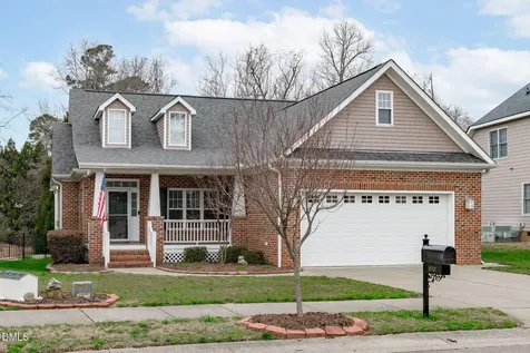 1132 Crystalwater Drive Fuquay Varina NC 27526