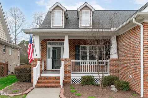 1132 Crystalwater Drive Fuquay Varina NC 27526