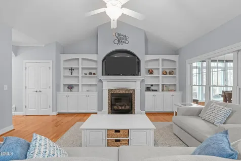 1132 Crystalwater Drive Fuquay Varina NC 27526