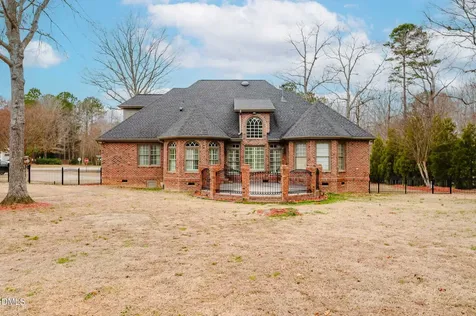 2801 Stonewalk Court Zebulon NC 27597