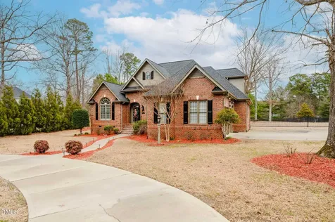 2801 Stonewalk Court Zebulon NC 27597