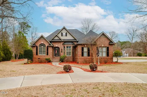 2801 Stonewalk Court Zebulon NC 27597