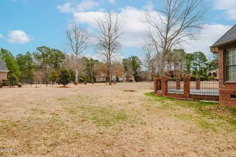 2801 Stonewalk Court Zebulon NC 27597