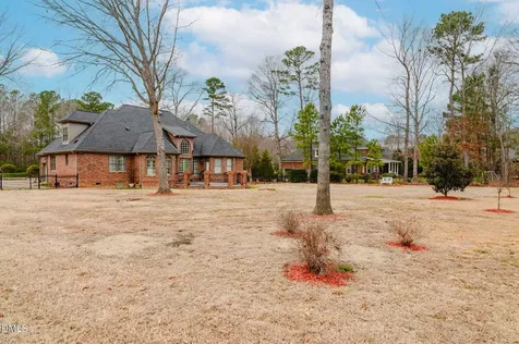 2801 Stonewalk Court Zebulon NC 27597