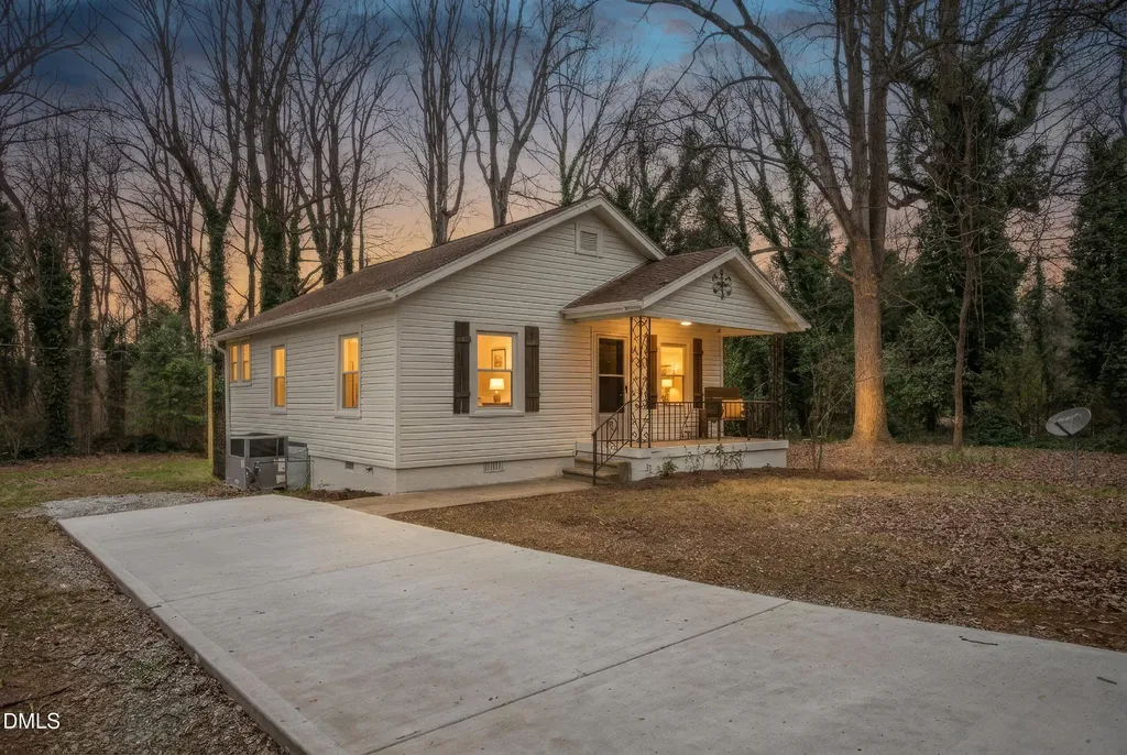 912 Patton Street Graham NC 27253