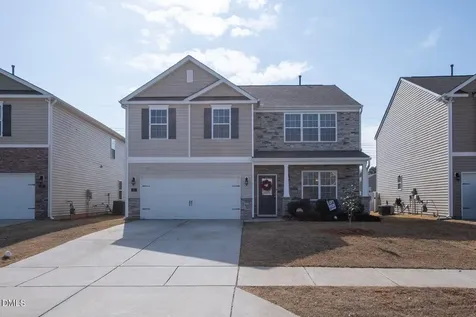 67 Prairie Street Clayton NC 27527