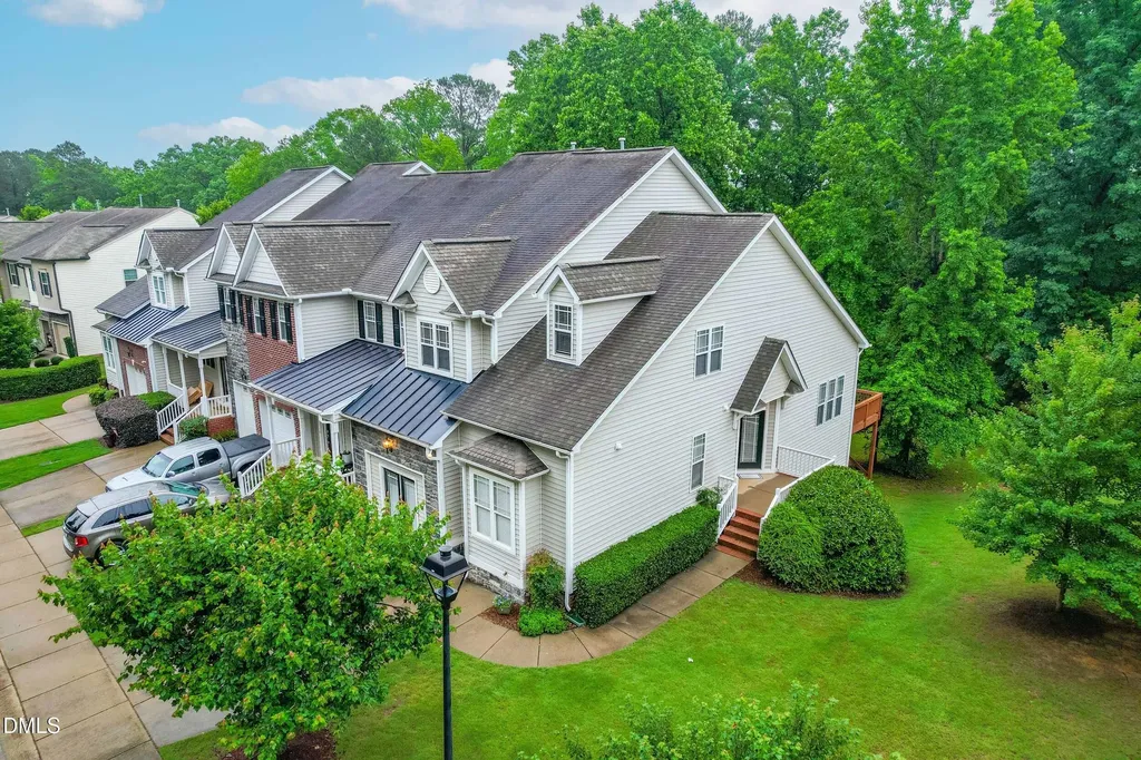 112 River Dell Townes Avenue Clayton NC 27527