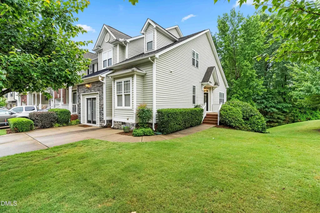 112 River Dell Townes Avenue Clayton NC 27527