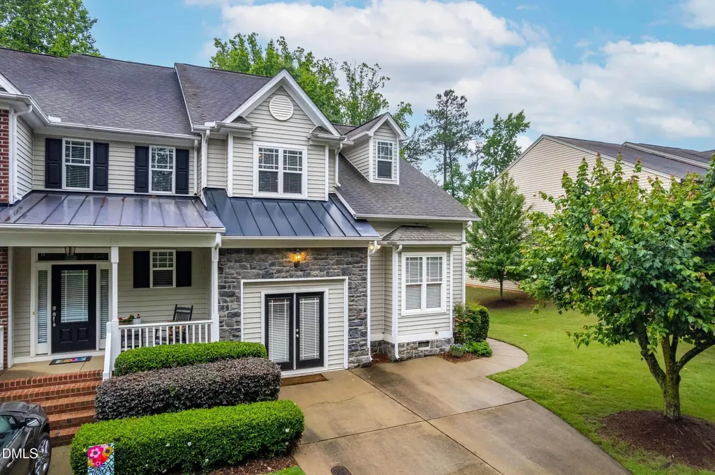 112 River Dell Townes Avenue Clayton NC 27527