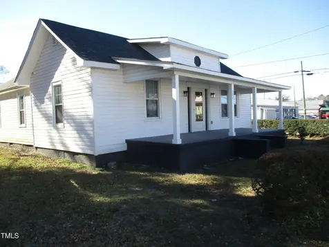202 E Washington Street La Grange NC 28551
