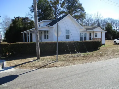 202 E Washington Street La Grange NC 28551