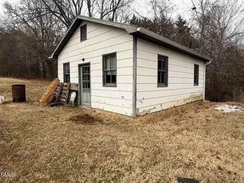 2412 Park Springs Road Providence NC 27315