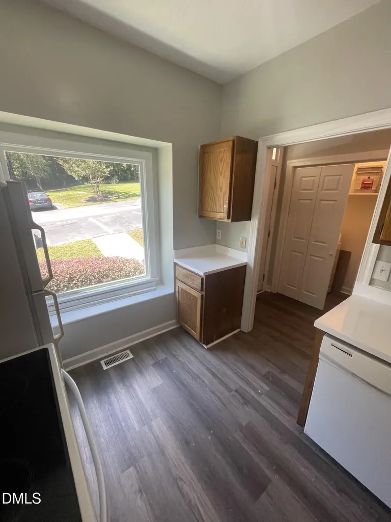 6140 Loch Laural Lane Raleigh NC 27613