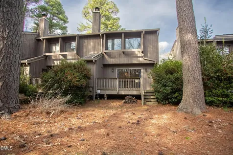 69 Fernwood Lane Chapel Hill NC 27516