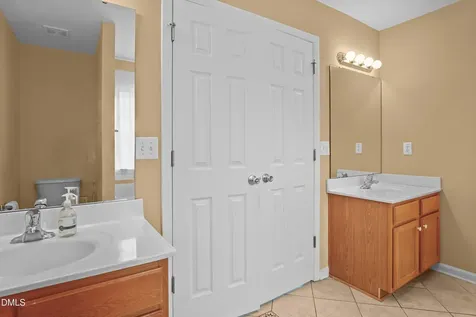 808 Red Oak Tree Drive Fuquay Varina NC 27526