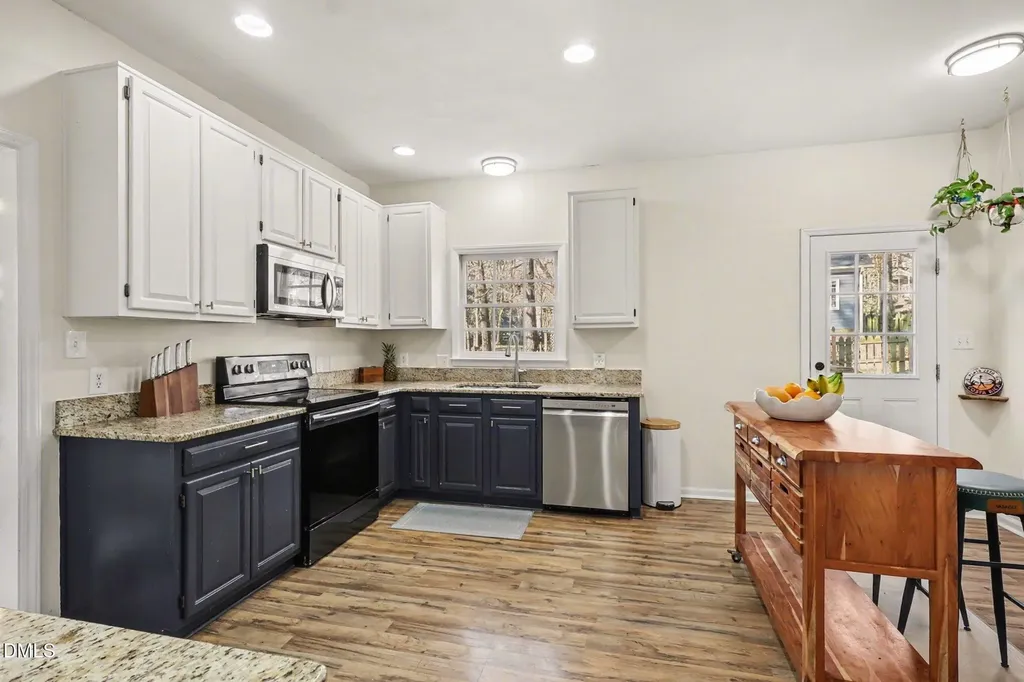 1701 Point Owoods Court Raleigh NC 27604