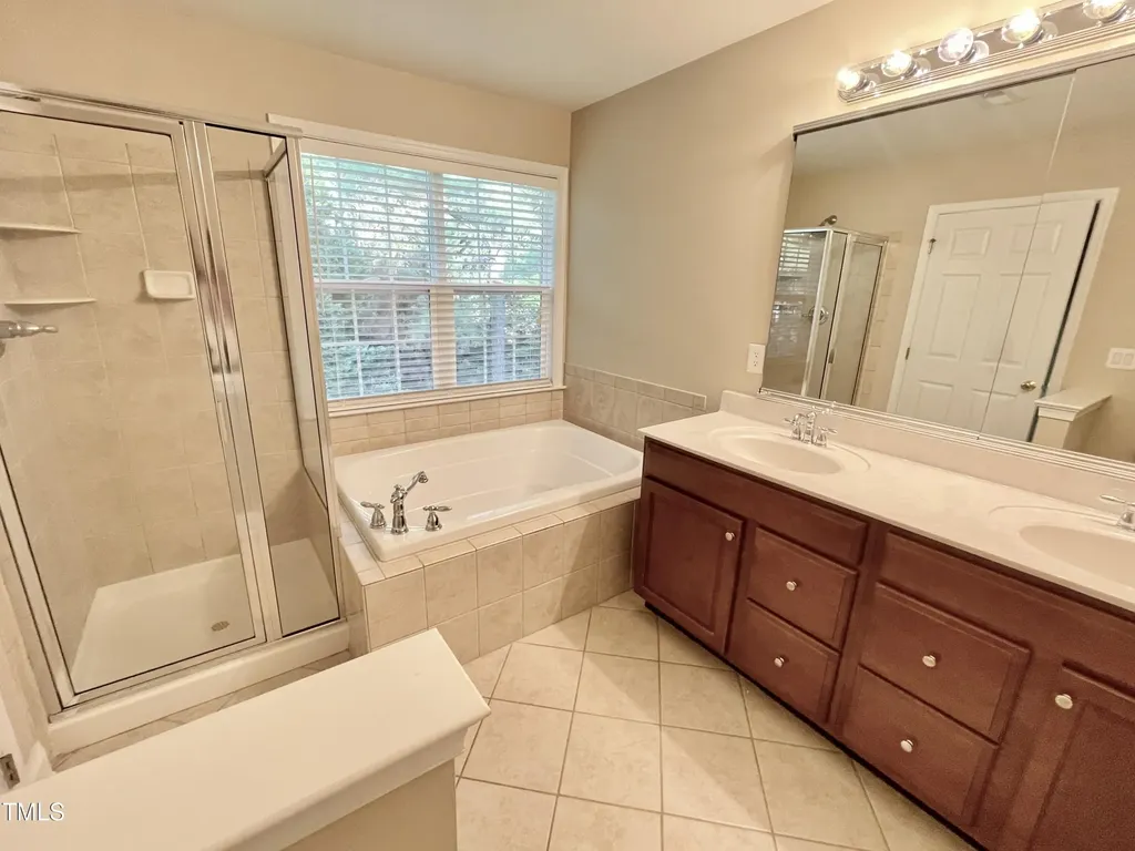 9519 Dellbrook Court Raleigh NC 27617