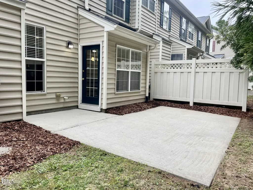 9519 Dellbrook Court Raleigh NC 27617