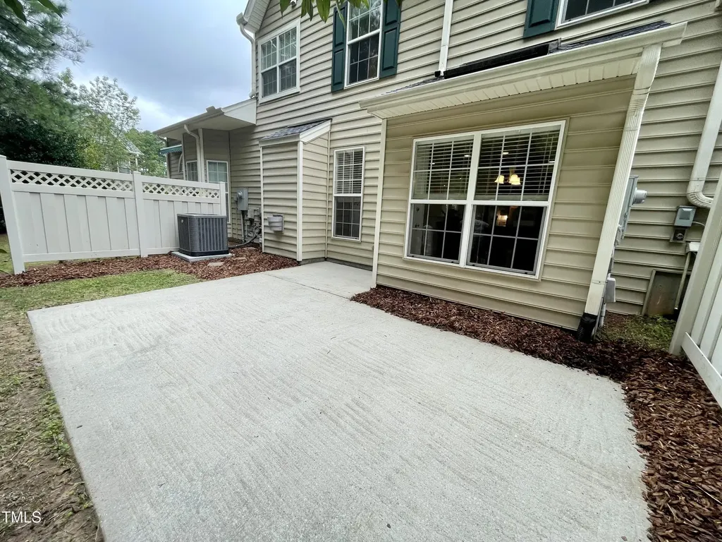 9519 Dellbrook Court Raleigh NC 27617