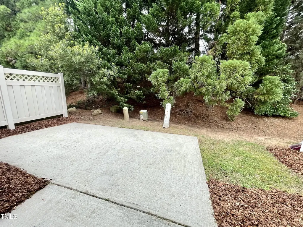 9519 Dellbrook Court Raleigh NC 27617