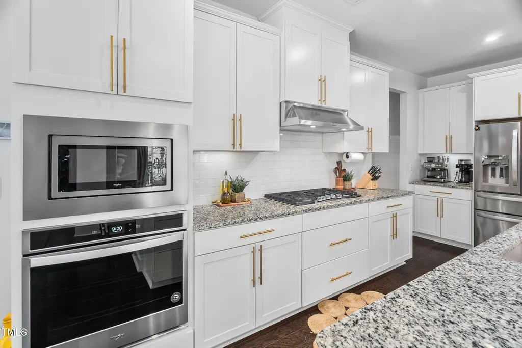 233 Sage Oak Lane Holly Springs NC 27540