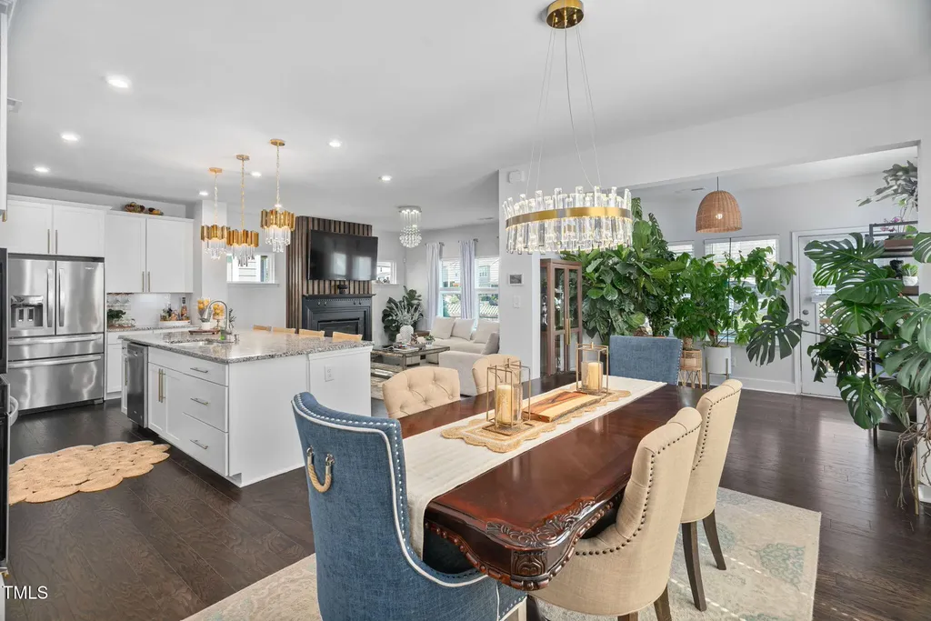233 Sage Oak Lane Holly Springs NC 27540
