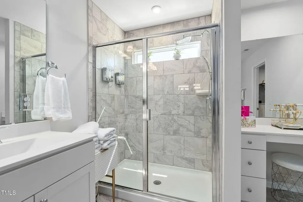 233 Sage Oak Lane Holly Springs NC 27540