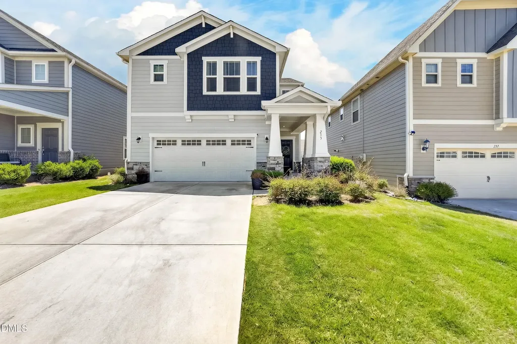233 Sage Oak Lane Holly Springs NC 27540