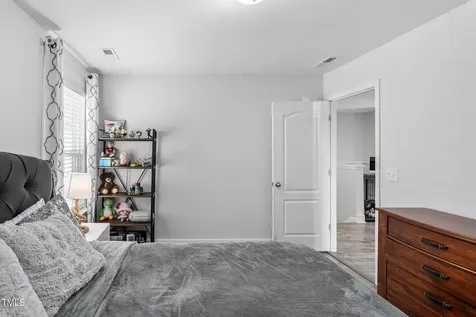 233 Sage Oak Lane Holly Springs NC 27540