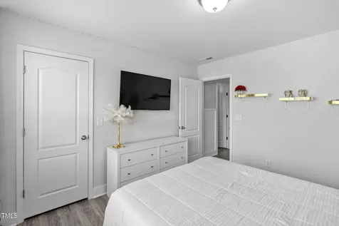 233 Sage Oak Lane Holly Springs NC 27540