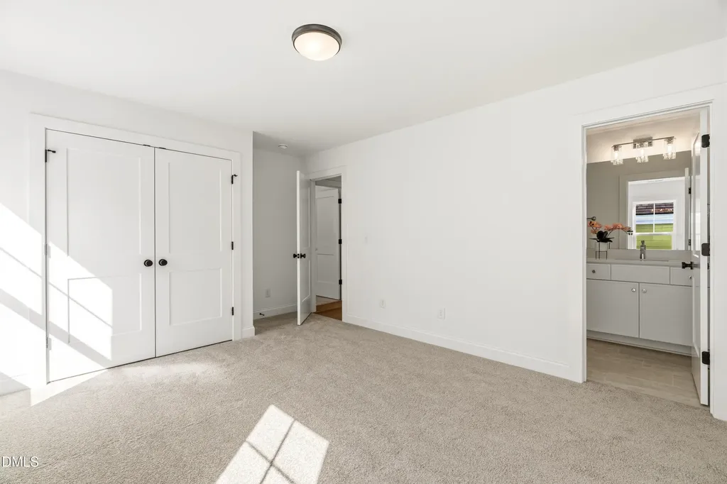 722 1/2 Powell Drive Raleigh NC 27606