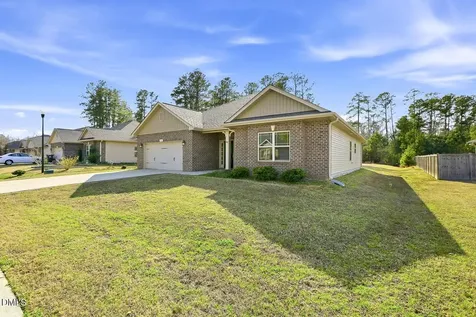 52 Woodwater Circle Lillington NC 27546