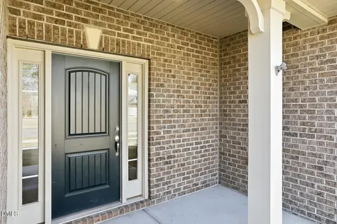 52 Woodwater Circle Lillington NC 27546
