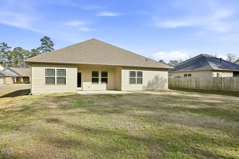 52 Woodwater Circle Lillington NC 27546