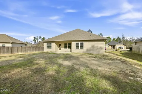 52 Woodwater Circle Lillington NC 27546