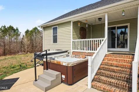 289 Jacobs Trail Burlington NC 27217