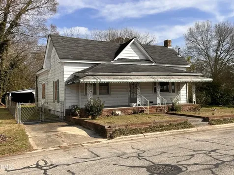104 Ash Street E Wilson NC 27893