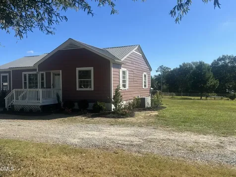 122 Bill Avery Road Coats NC 27521