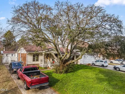 810 Bryn Mawr Court Apex NC 27502