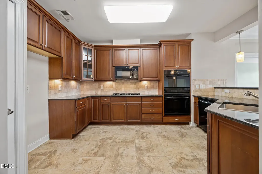 10511 Rosegate Court Raleigh NC 27617