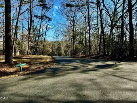 2046 Treetop Circle Sanford NC 27332