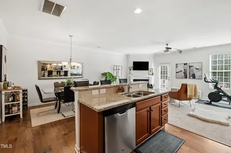 16 Daly Court Durham NC 27705