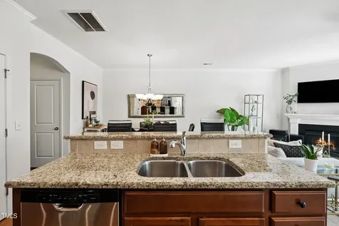 16 Daly Court Durham NC 27705