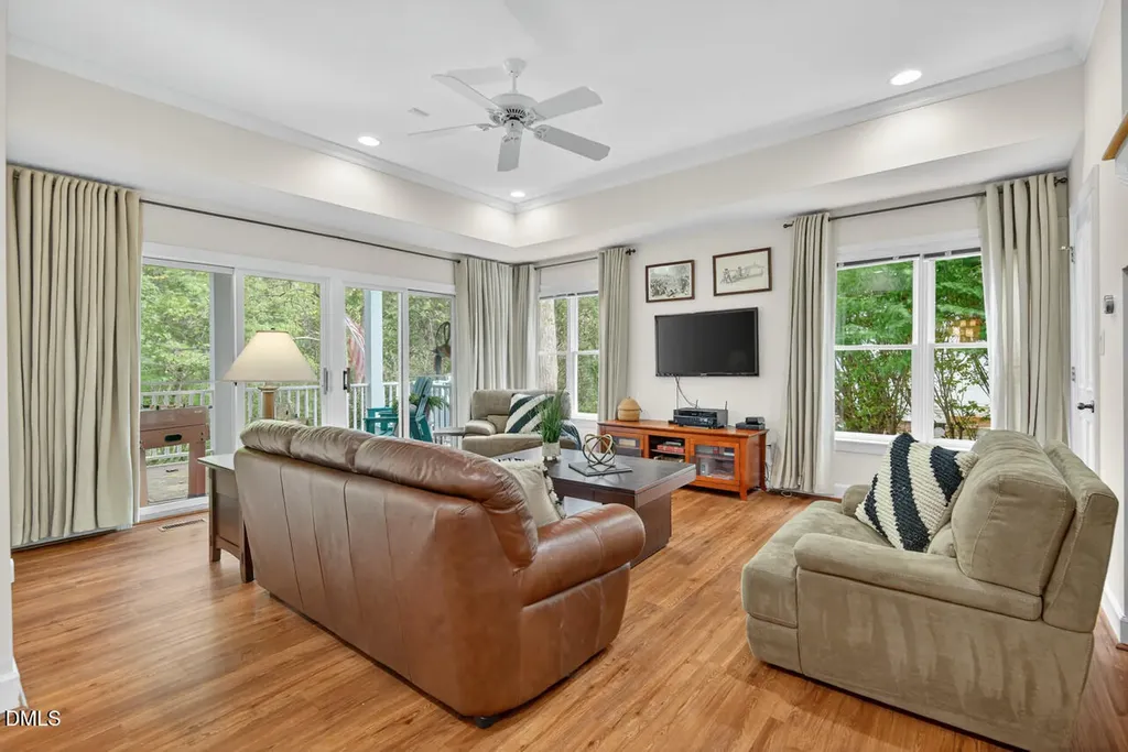 302 Edgewater Circle Chapel Hill NC 27516