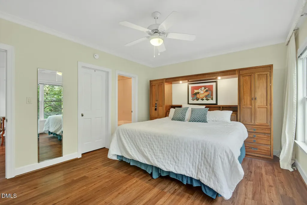 302 Edgewater Circle Chapel Hill NC 27516