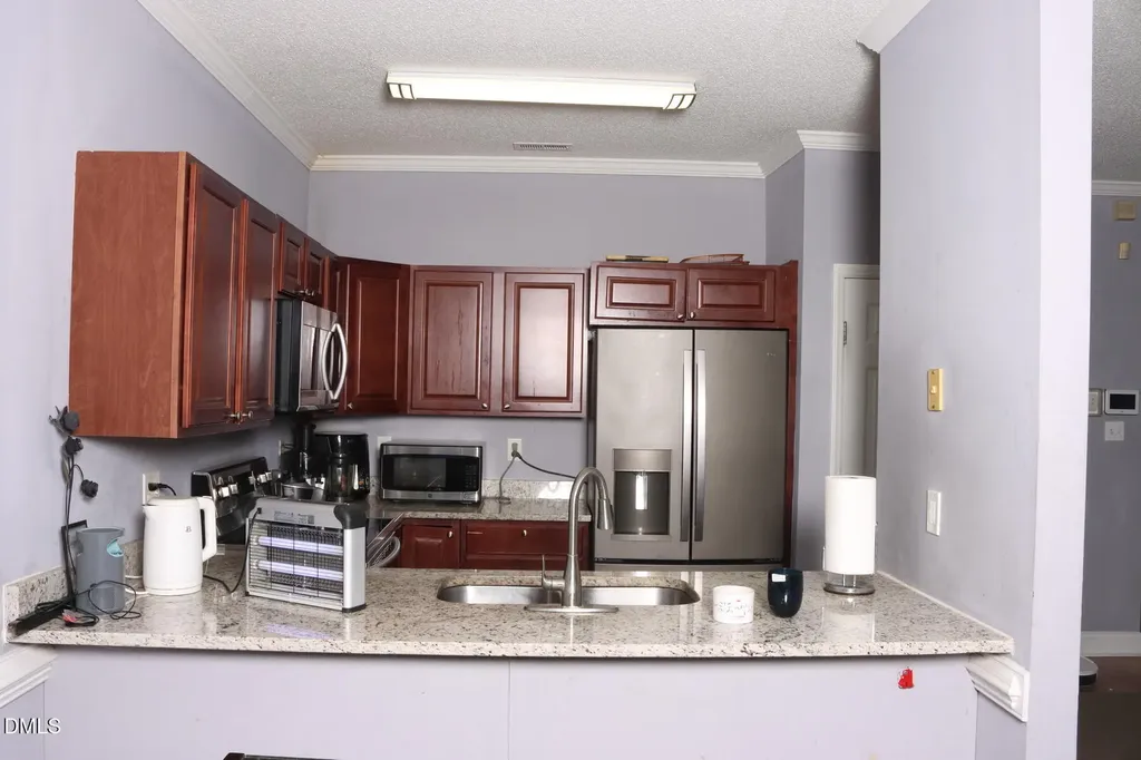 4004 Beaufain Street Raleigh NC 27604
